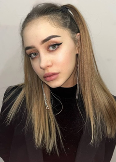 Molly Kelt