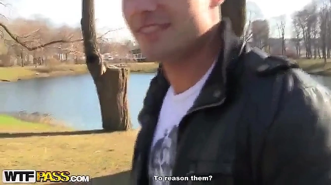 Молодые ребята запикали и отжарили стройную брюнетку в два ствола.